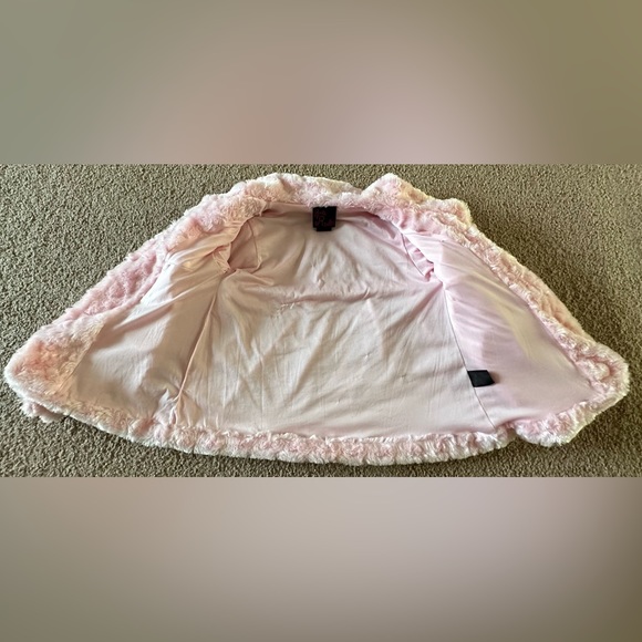 Girls Rule Pink Fluffy Soft Faux Fur Furry Button Jacket Black Bow Size 6X - Picture 14 of 16